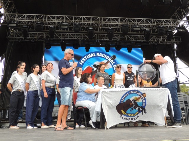 Ganadores del sorteo final de la rifa del Festival